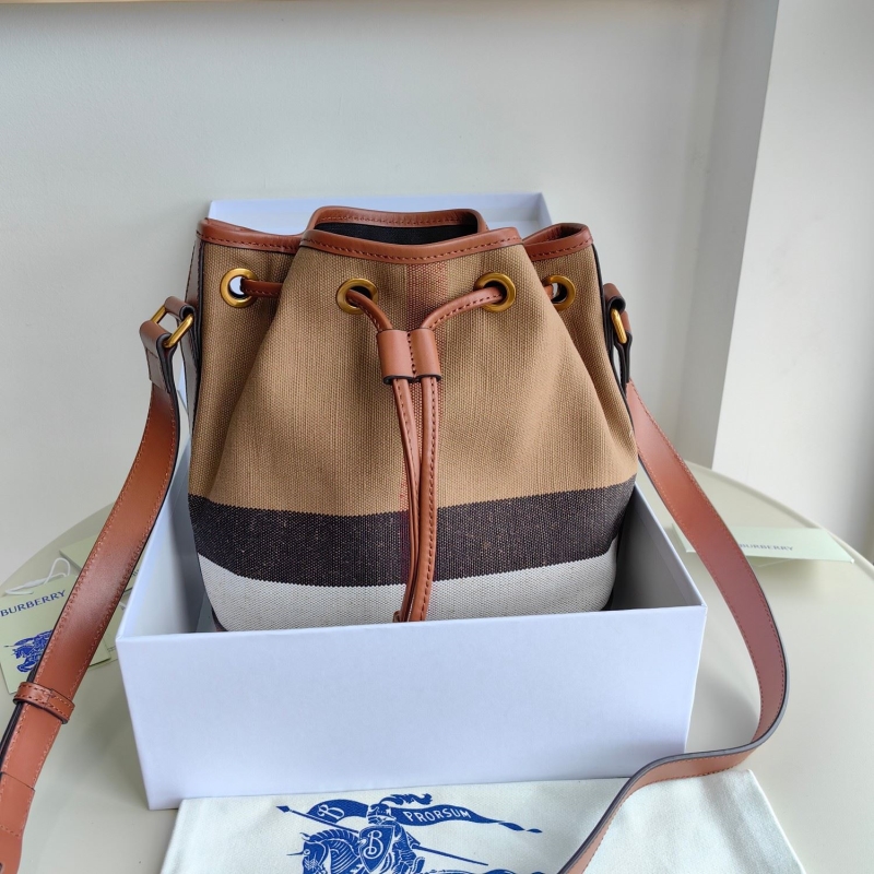 B**rry bucket bags